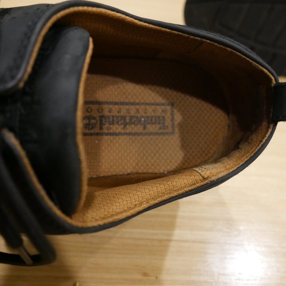 Timberland Waterproof Leather Low Tops - Great Condition! - Picture 4 of 5